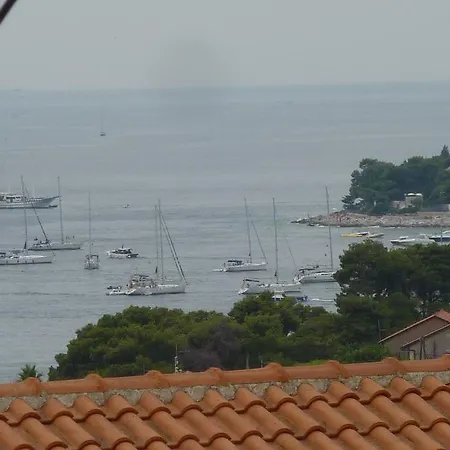 Double Hvar 15378a Casa de hóspedes 3*
